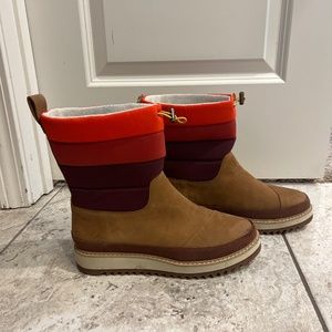 Toms multi colored boot. Size 8